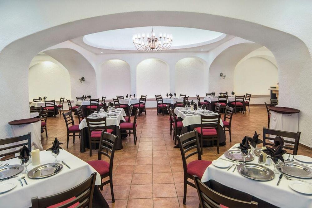 Sierra Mar All Inclusive At Tesoro Manzanillo Exterior photo