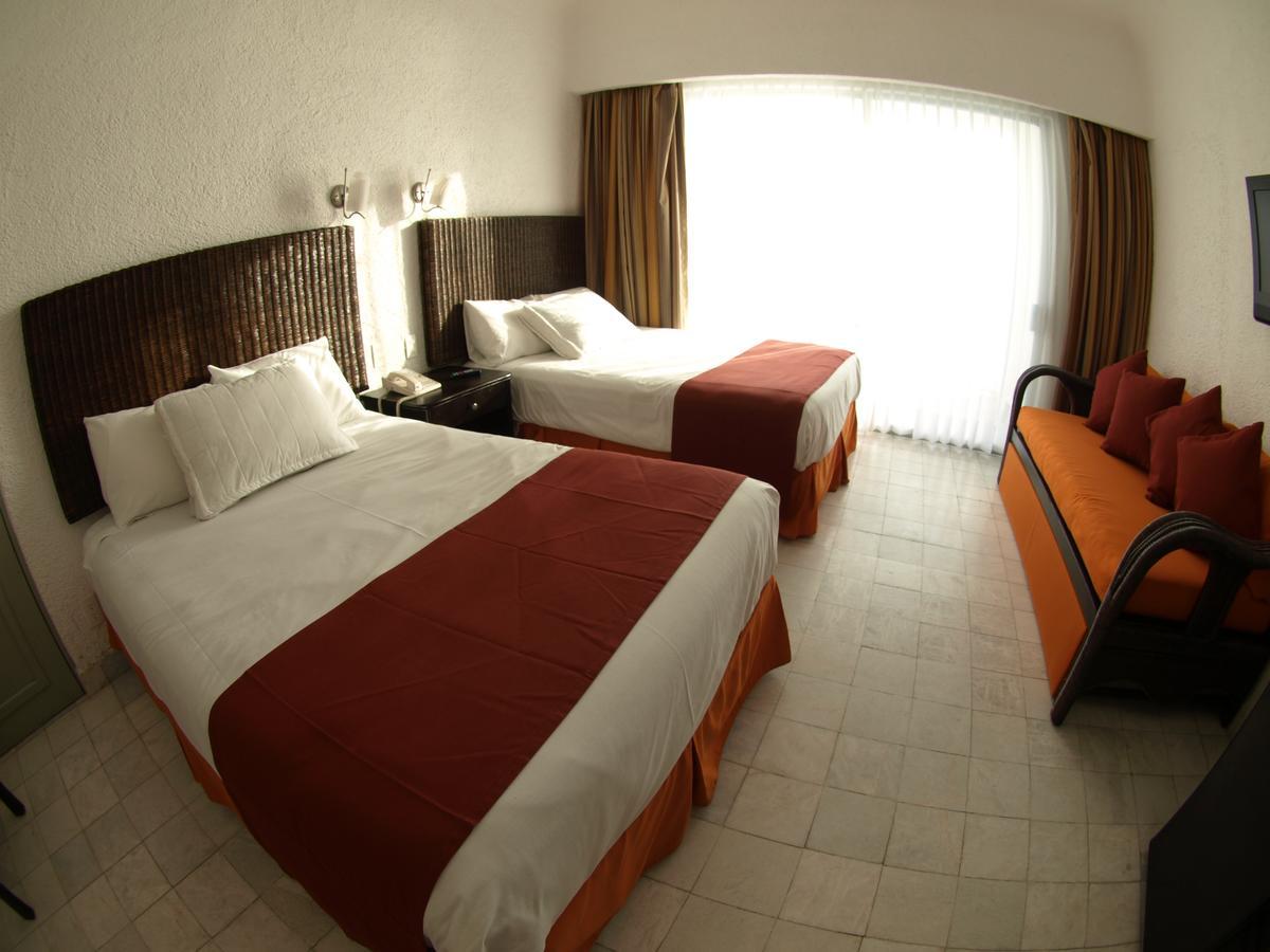 Sierra Mar All Inclusive At Tesoro Manzanillo Exterior photo