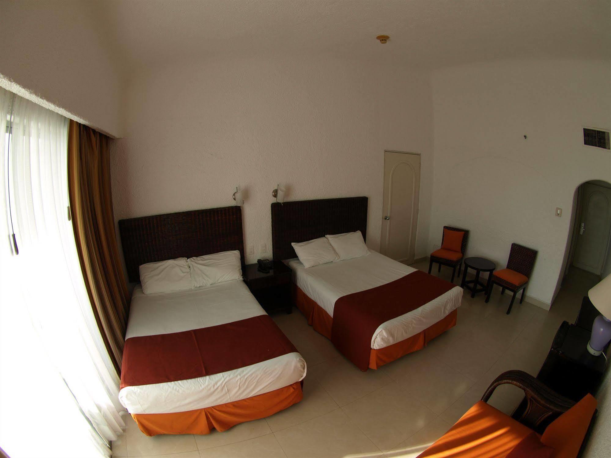 Sierra Mar All Inclusive At Tesoro Manzanillo Exterior photo